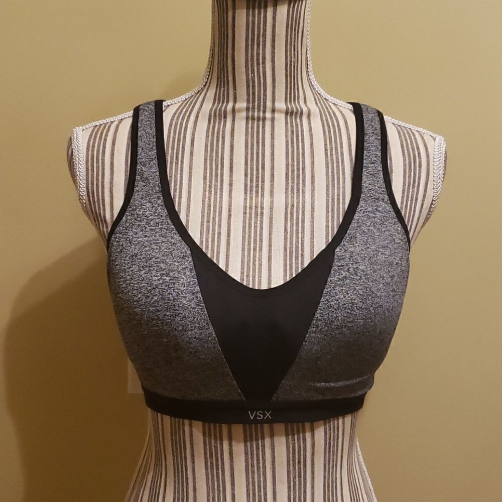 𝅺VICTORIA Secret Sports Bra. 36B.